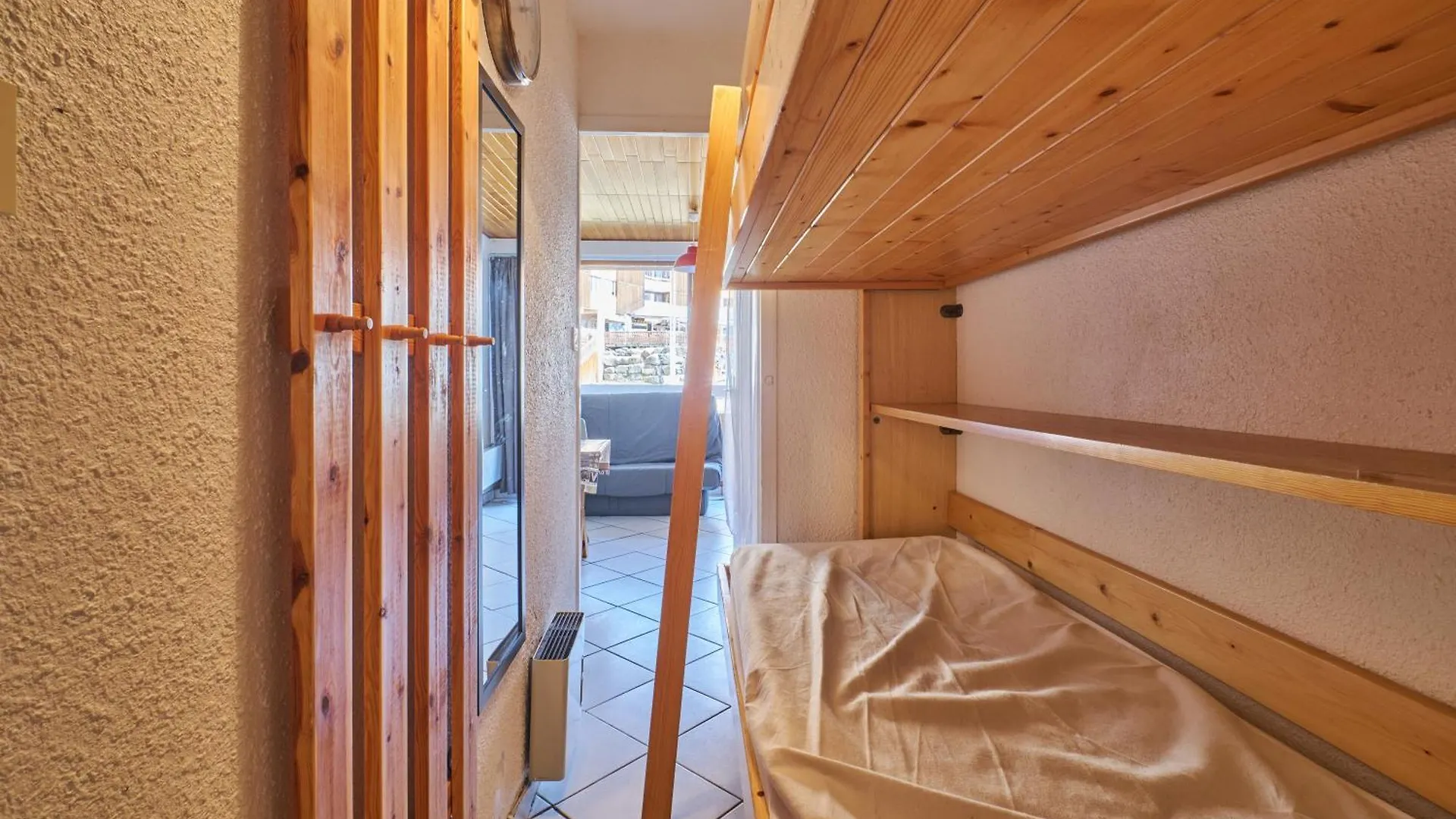 Apartment Studio Au Pied Des Pistes Huez France